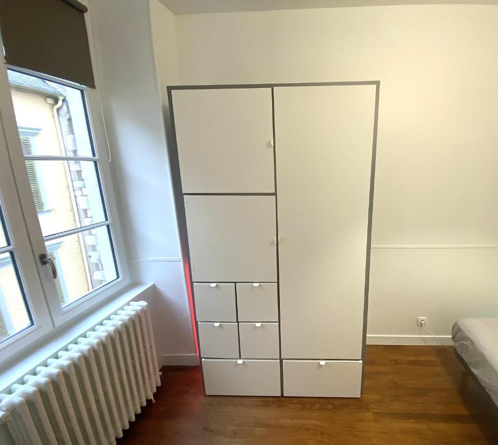 Floydroom'S Pau Chambre Hotes Dans Appartement Partage Proche Chateau Exterior foto