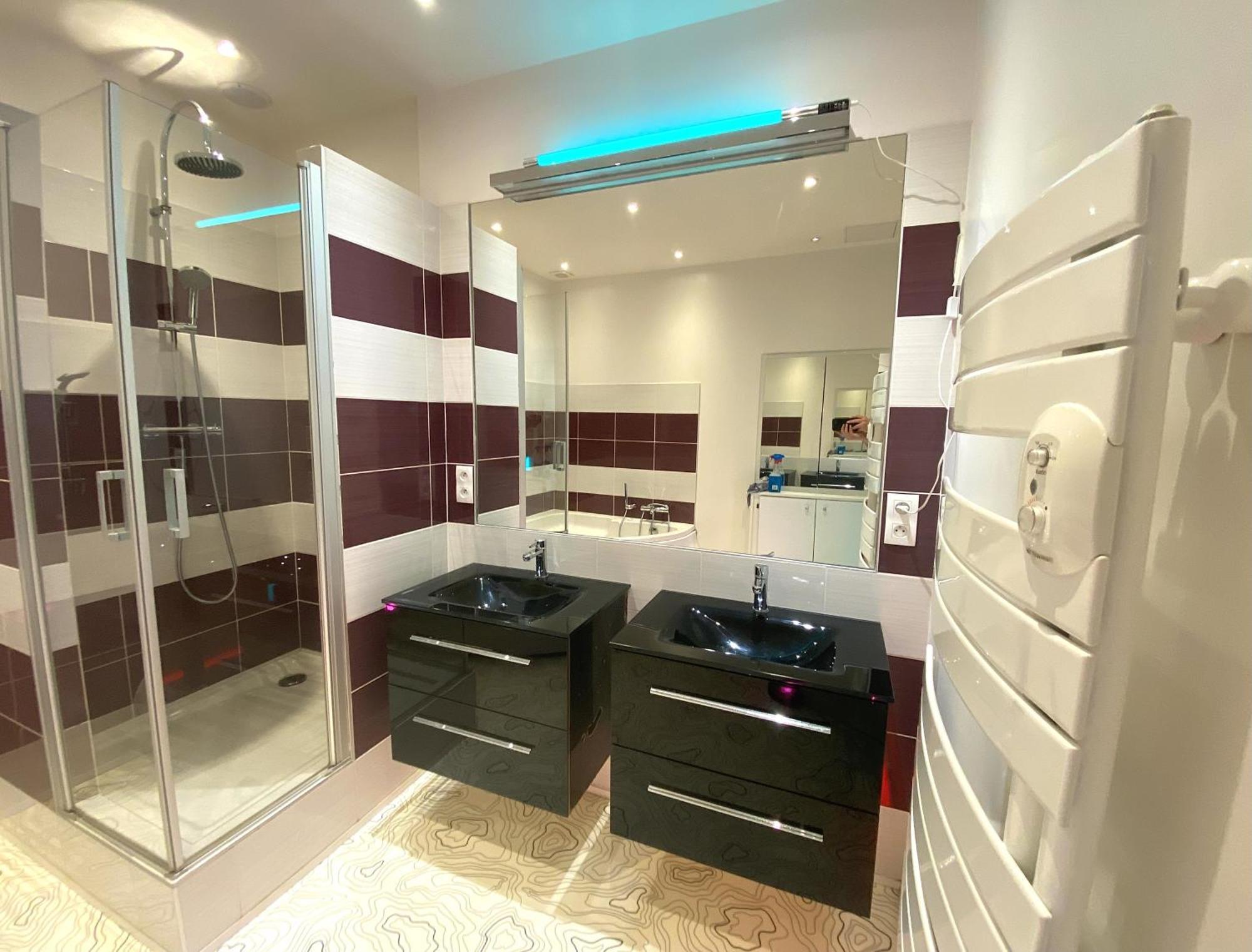 Floydroom'S Pau Chambre Hotes Dans Appartement Partage Proche Chateau Exterior foto